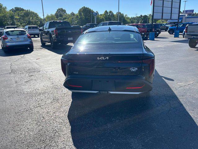 2025 Kia K4 LXS