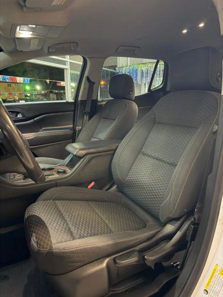 2018 GMC Acadia SLE-1