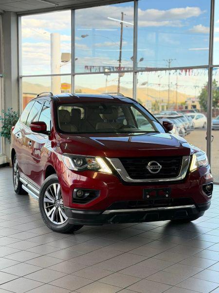 2018 Nissan Pathfinder SV