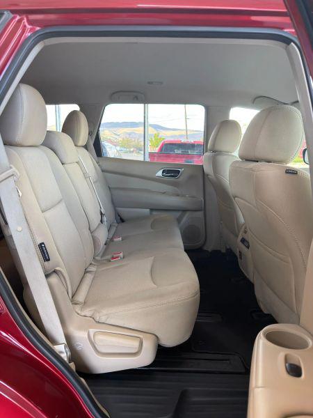2018 Nissan Pathfinder SV