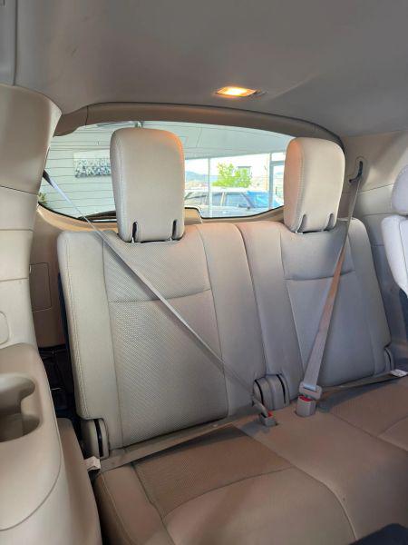 2018 Nissan Pathfinder SV