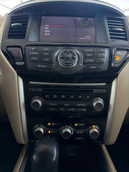 2018 Nissan Pathfinder SV