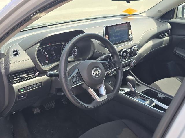 2023 Nissan Sentra SV Xtronic CVT