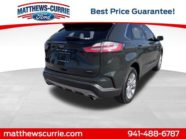 2022 Ford Edge Titanium
