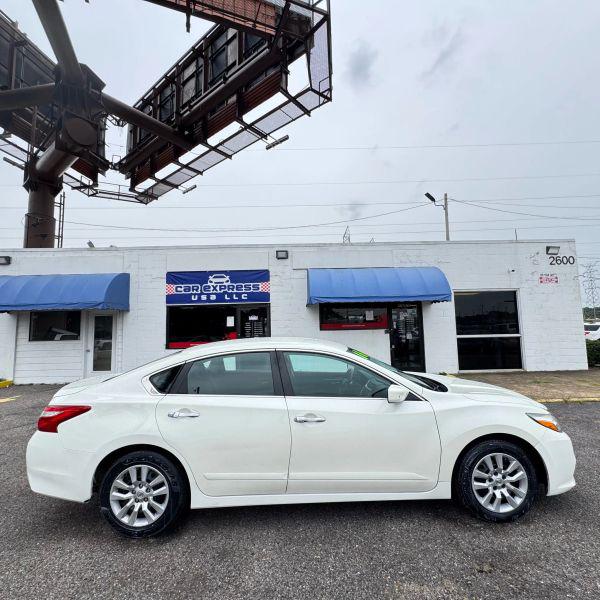 2016 Nissan Altima 2.5 S