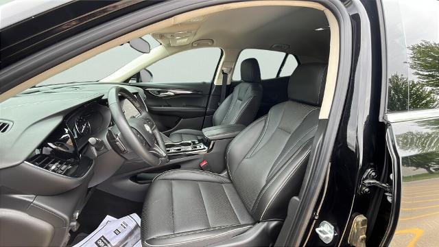 2023 Buick Envision Essence AWD