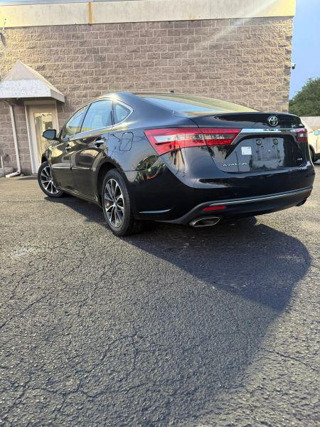 2016 Toyota Avalon XLE Plus
