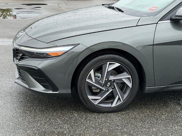 2025 Hyundai Elantra Hybrid Limited
