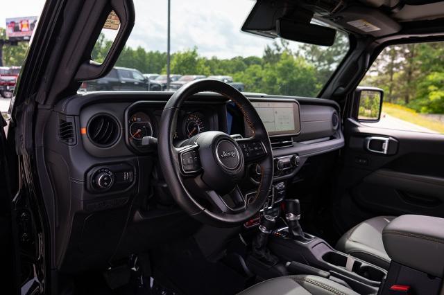 2024 Jeep Gladiator Sport