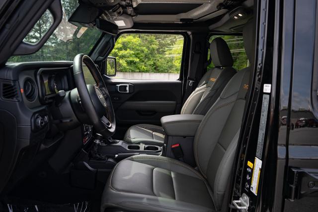 2024 Jeep Gladiator Sport