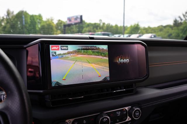 2024 Jeep Gladiator Sport