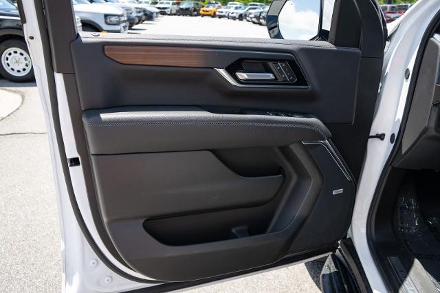 2025 GMC Yukon XL 4WD Denali
