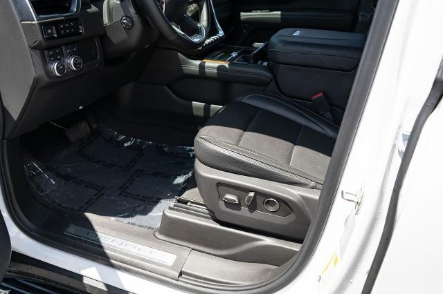 2025 GMC Yukon XL 4WD Denali