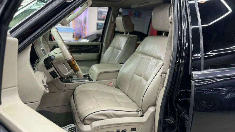 2008 Lincoln Navigator Base