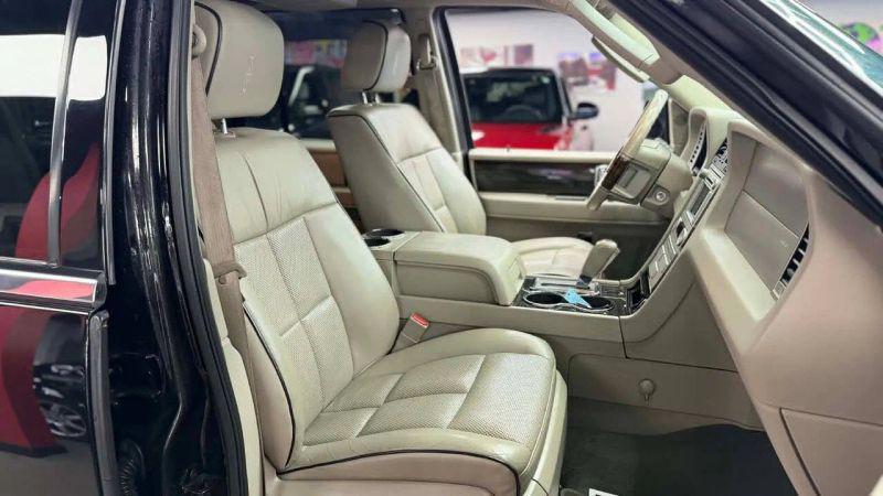 2008 Lincoln Navigator Base