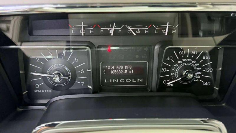 2008 Lincoln Navigator Base