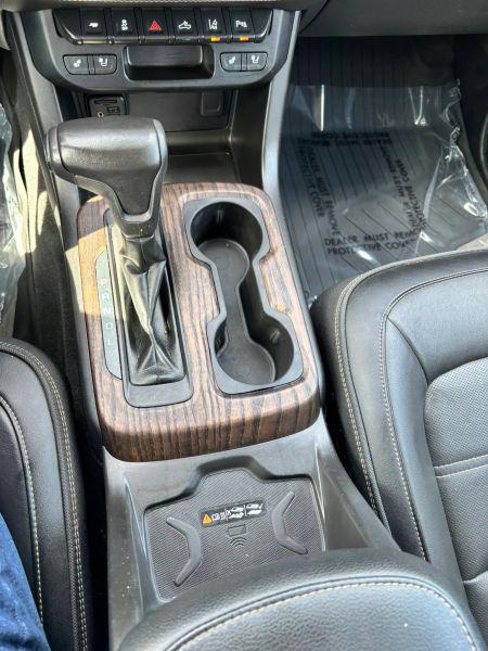 2021 GMC Canyon 4WD Crew Cab Long Box Denali