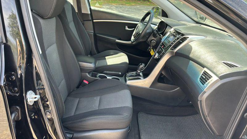 2016 Hyundai Elantra GT Base