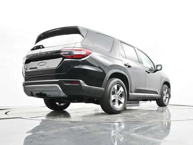 2023 Honda Pilot AWD EX-L 7 Passenger