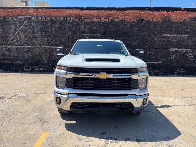 2025 Chevrolet Silverado 2500HD 4WD Crew Cab Standard Bed LT