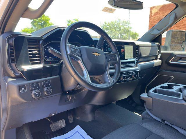 2025 Chevrolet Silverado 2500HD 4WD Crew Cab Standard Bed LT