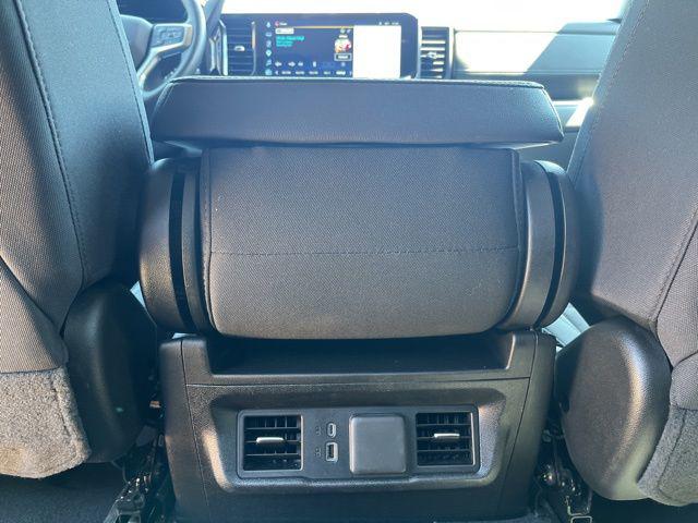 2025 Chevrolet Silverado 2500HD 4WD Crew Cab Standard Bed LT
