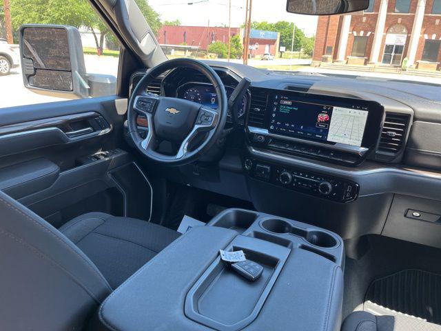 2025 Chevrolet Silverado 2500HD 4WD Crew Cab Standard Bed LT