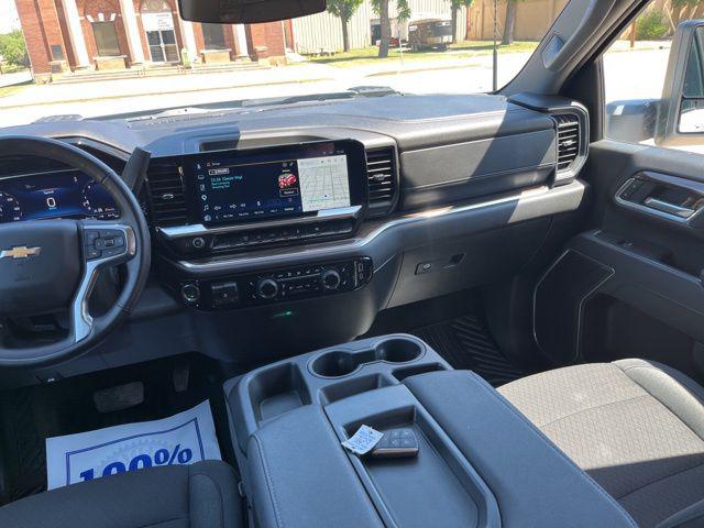 2025 Chevrolet Silverado 2500HD 4WD Crew Cab Standard Bed LT