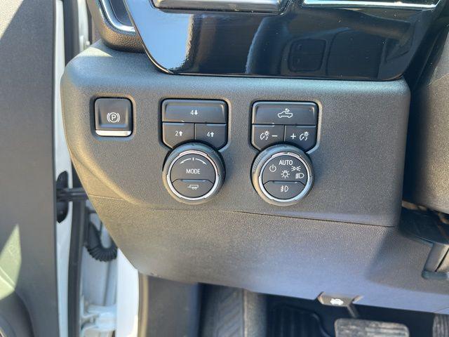 2025 Chevrolet Silverado 2500HD 4WD Crew Cab Standard Bed LT