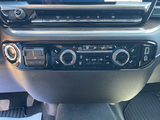 2025 Chevrolet Silverado 2500HD 4WD Crew Cab Standard Bed LT