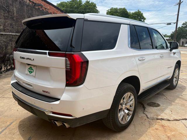 2025 GMC Yukon 4WD Denali