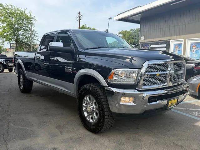 2018 Ram 3500 Laramie Crew Cab 4x4 8' Box