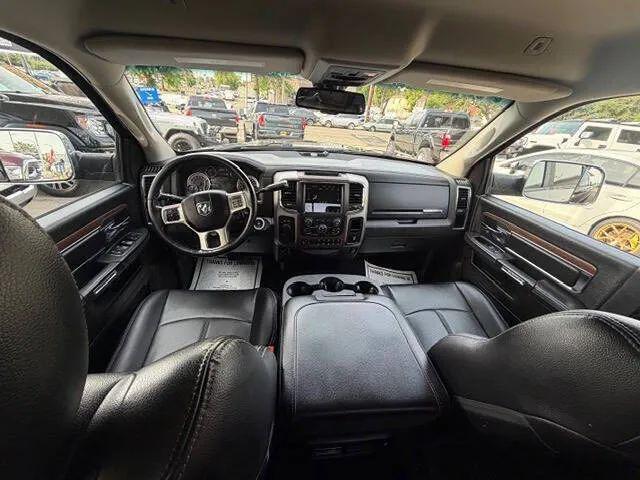 2018 Ram 3500 Laramie Crew Cab 4x4 8' Box