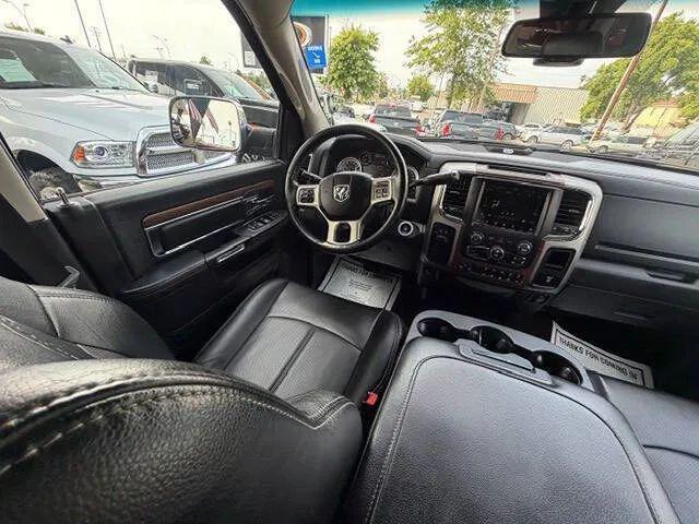 2018 Ram 3500 Laramie Crew Cab 4x4 8' Box