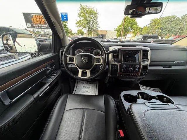 2018 Ram 3500 Laramie Crew Cab 4x4 8' Box