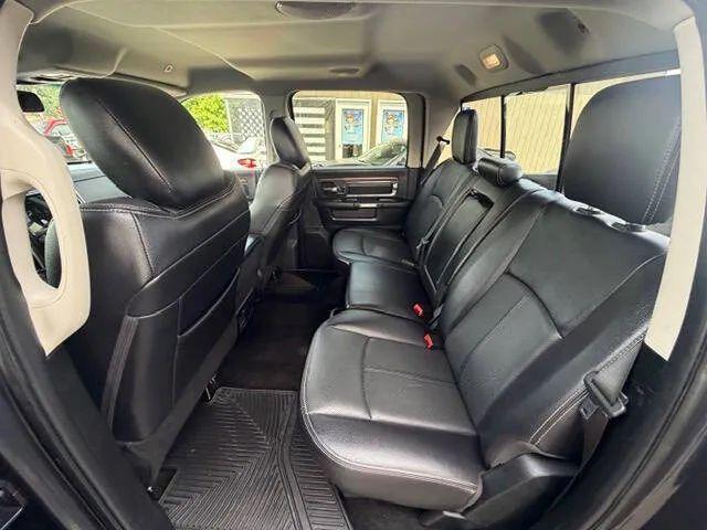 2018 Ram 3500 Laramie Crew Cab 4x4 8' Box