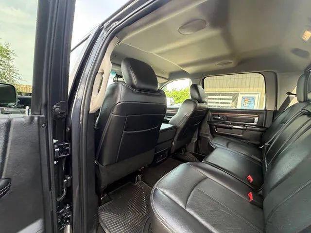 2018 Ram 3500 Laramie Crew Cab 4x4 8' Box