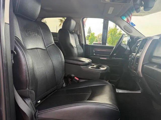 2018 Ram 3500 Laramie Crew Cab 4x4 8' Box