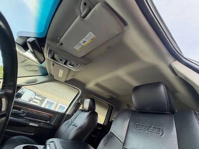 2018 Ram 3500 Laramie Crew Cab 4x4 8' Box
