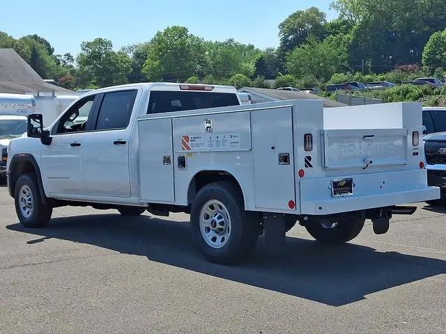 2026 GMC Sierra 3500HD Crew Cab, Long Bed, Pro Dual Rear Wheel, 4WD
