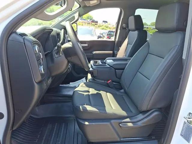 2026 GMC Sierra 3500HD Crew Cab, Long Bed, Pro Dual Rear Wheel, 4WD