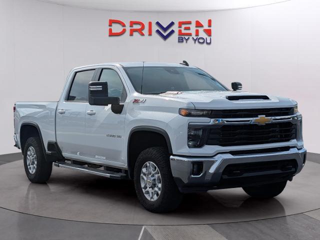 2024 Chevrolet Silverado 2500HD 4WD Crew Cab Standard Bed LT