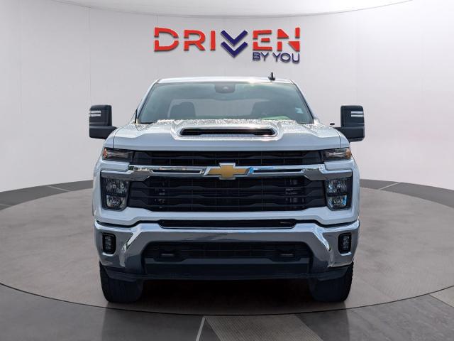 2024 Chevrolet Silverado 2500HD 4WD Crew Cab Standard Bed LT