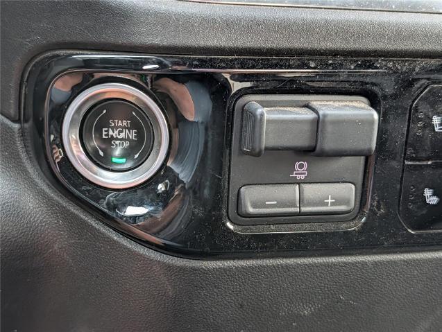 2024 Chevrolet Silverado 2500HD 4WD Crew Cab Standard Bed LT