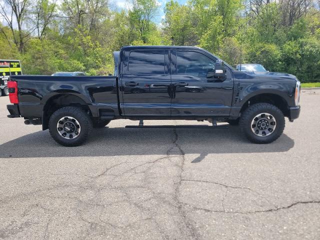 2023 Ford F-350 LARIAT