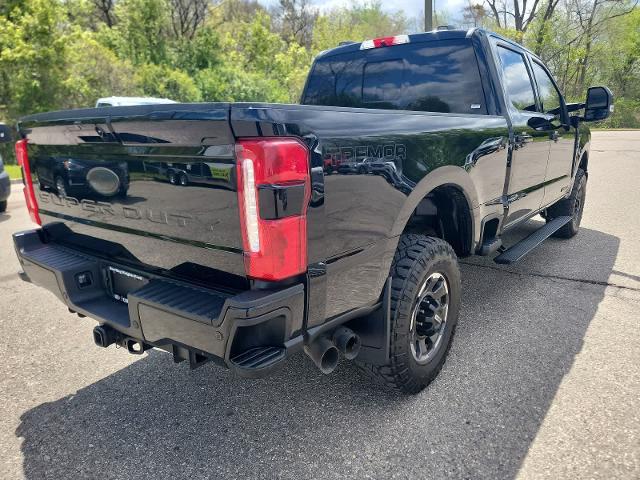 2023 Ford F-350 LARIAT