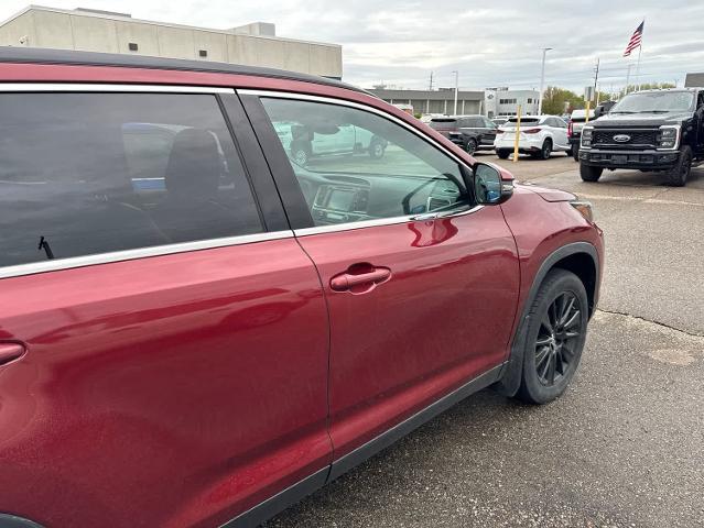 2019 Toyota Highlander Sport