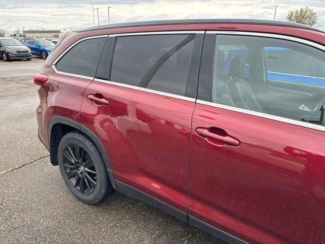 2019 Toyota Highlander Sport