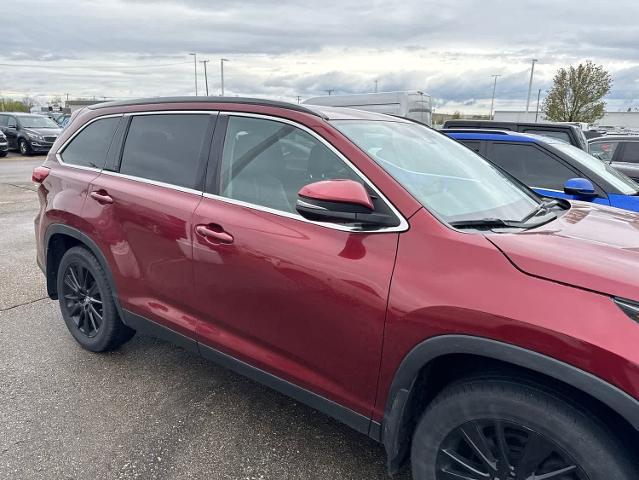 2019 Toyota Highlander Sport