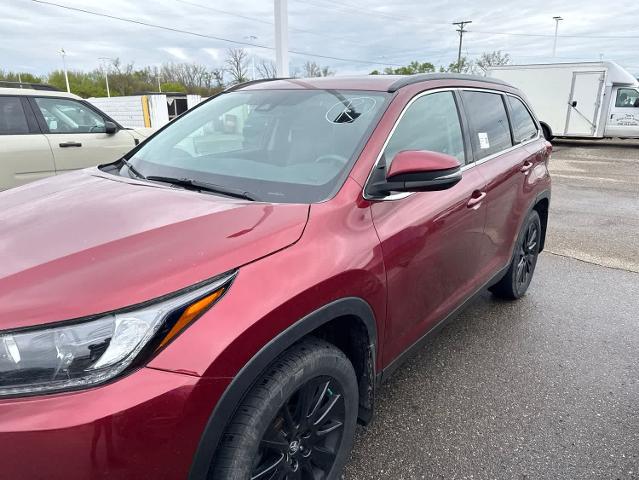 2019 Toyota Highlander Sport